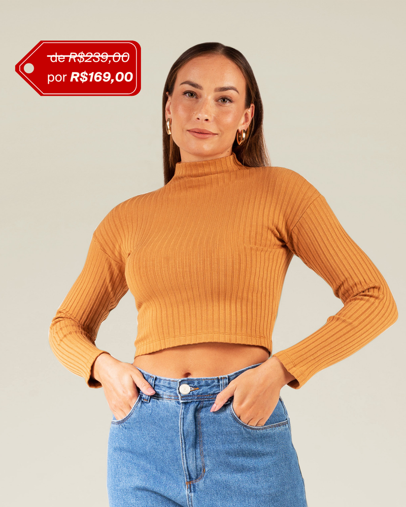 Cropped Gola Alta em Malha Canelada Camel | Cristal